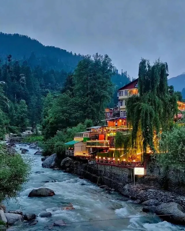 old manali in summers and in winters v0 9dtd6in2btyd1